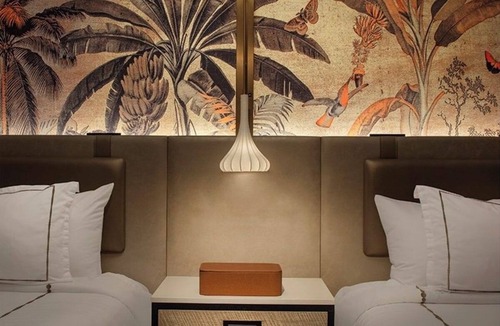 Kahului Hotel | Discover Maui’s Spirit! Outdoor Pool, 3 Pet-friendly Units