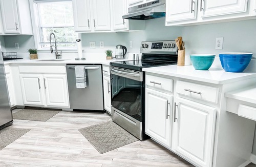 Cary Condo | Discover Your Home Away from Home: 3B/2B Condo