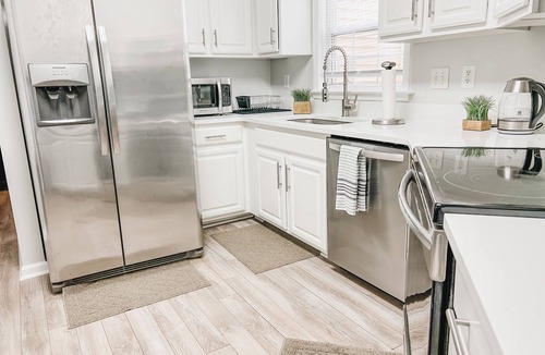 Cary Condo | Discover Your Home Away from Home: 3B/2B Condo