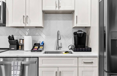 Kingman Park Hotel | District Getaway+ 2Bed+ 1 Bath Unit+Private Parking