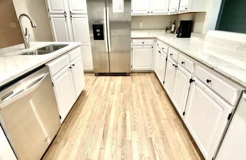 Sullivan's Island House | "Doc's Beach House" Just Across from the Ocean on Sullivan's! Great Ocean Views!