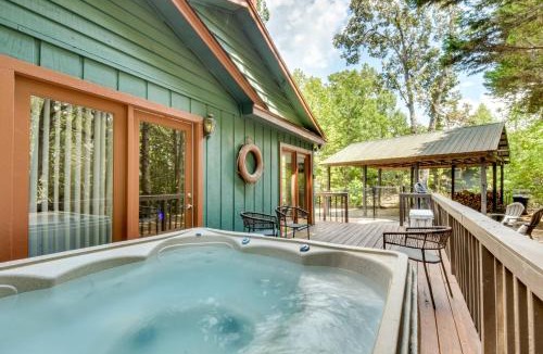 Fair Play House | Dock & Hot Tub at Fair Play Hideaway!