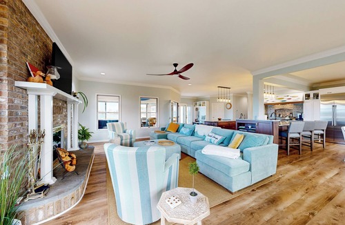 Point Lookout House | Dock, Pier & Chesapeake Bay Access! Family Getaway