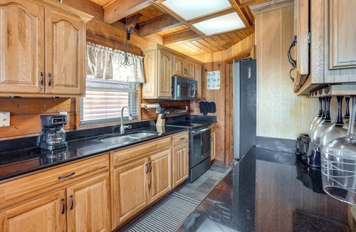 Okeechobee Cabin | Dock & Views! Waterfront Cabin on Lake Okeechobee