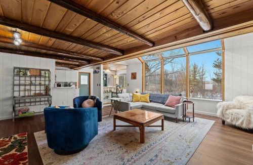 Hamburg Township House | Dockside Daydream, 25 mins to Michigan Wolverines