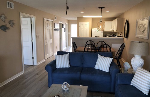 Miramar Beach Condo | Dog-friendly, 2 bed/2ba with beach service for 4, Miramar Beach, FL by Destin