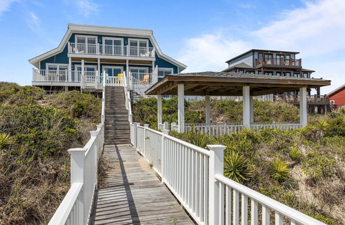 Emerald Isle House | Dog-friendly 5BR Beach Home with Pool & Ocean Views
