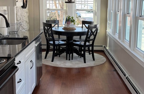 Annapolis House | Dog friendly! Next to Navy Stadium and DTA Shuttle!