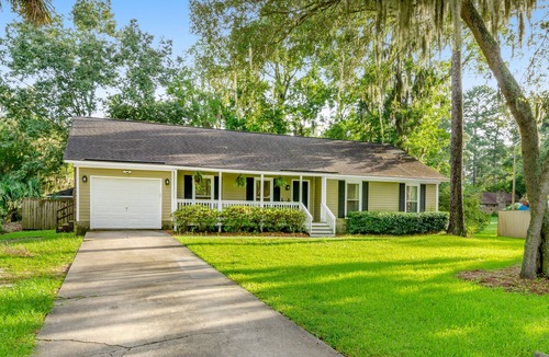 Whitemarsh Island House | Dog-friendly oasis with large yard, deck, fast WiFi, grill & central AC