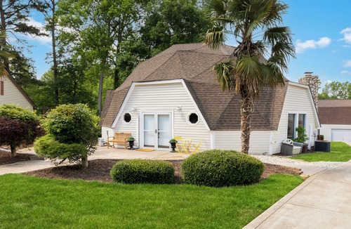 Denver House | "Dome on the Dock" 3Br/3Ba + Tiki Bar + Sleeps 10 + Lakefront