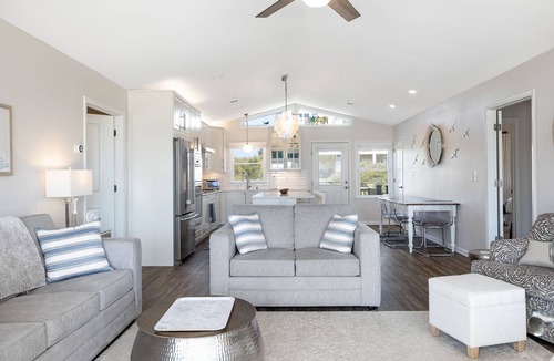 Atlantic Beach House | Dot's Spot, Almost Oceanfront House in Emerald Isle, NC!