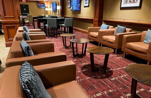 Herndon Hotel | DoubleTree by Hilton Washington Dulles Airport