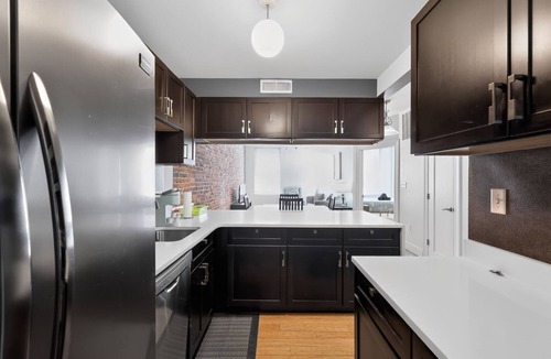 Downtown Baltimore Condo | Downtown 1BR w/Parking | Walk to Harbor & Stadium