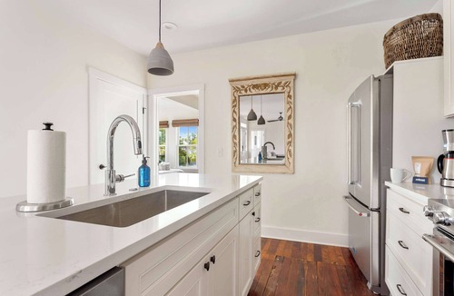 Downtown Charleston House | Downtown 3BR Home - Near King Street!