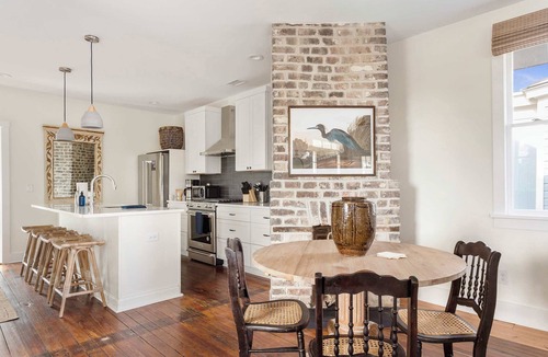 Downtown Charleston House | Downtown 3BR Home - Near King Street!