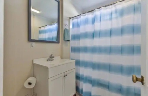 Carrboro House | Downtown Carrboro Walking Distance 2-Bedroom House