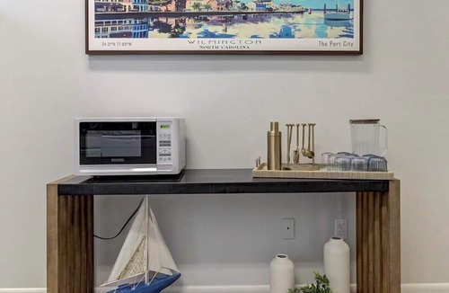 Wilmington Historic District Apartment | Downtown Luxury Loft
