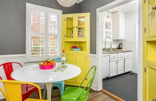 Downtown House | Downtown Retreat-3BR close to everything-Walkable-Newly Renovated-New Everything