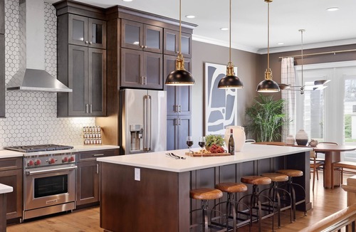Hitch Village - Fred Wessels Homes House | Downtown Riverfront Luxury, Steps to River Street