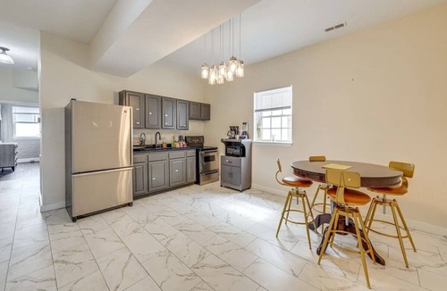 Monroe Ward Condo | Downtown RVA Luxury Loft 3BR | Sleeps 6 | City View