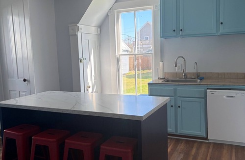 Cape Charles House | Downtown, Sleeps 9, Dog-friendly, Short Walk to the Beach