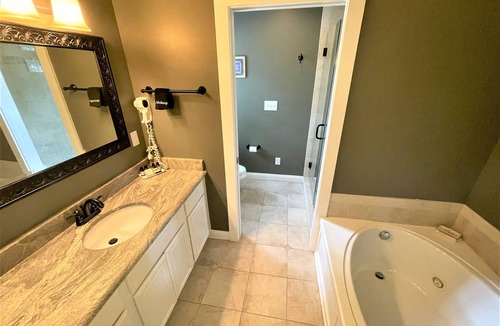 Swansboro Apartment | Downtown Swansboro Retreat – Walk to Shops, Dining & Waterfront Fun