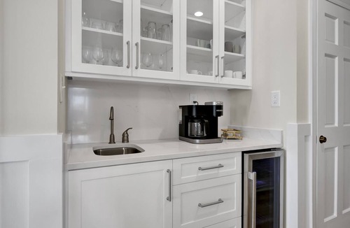 Shell Island Condo | DR 3104 – Extra-large oceanfront condo with easy beach access, pool & tennis