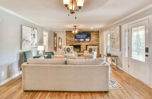 Gainesville Apartment | Dream Vacation Resort