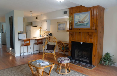 Ocean Ridge Condo | Drifting to Driftwood- Wyndam Resort Condo on Golf Course! New 75" TV!