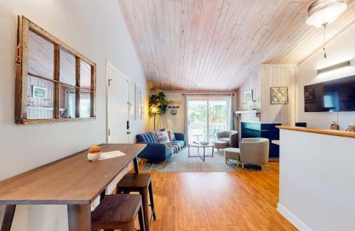 Ocean Ridge House | Driftwood Villa - 261 Palmetto Perch