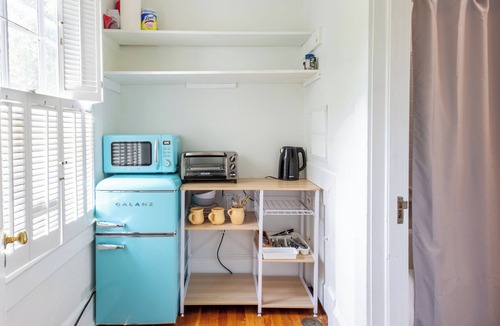Durham Apartment | Duke Walkable Suite | Historic Trinity Park