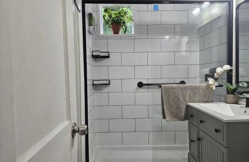 North Charleston House | Dundee Escape