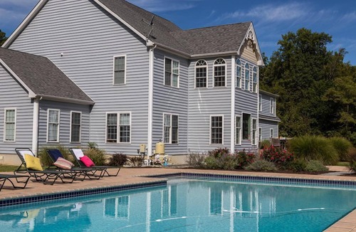 Cambridge House | Eagle Haven - Waterfront Estate on the Choptank with Pool and Pier - Sleeps 18