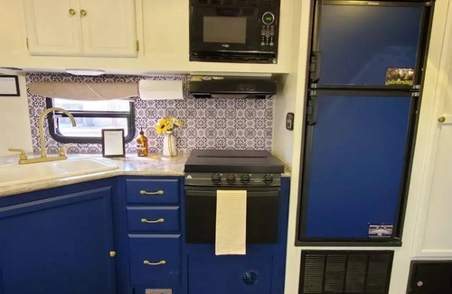 Statesboro House | Eagle's Nest Camper with Campground Aura