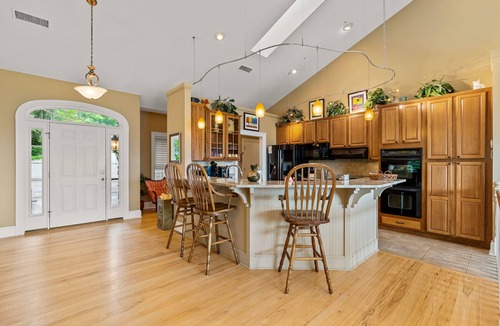 Lake Lure House | Eagles Crest Big Views 4bed/3.5bath sleeps 8 hot tub resort access