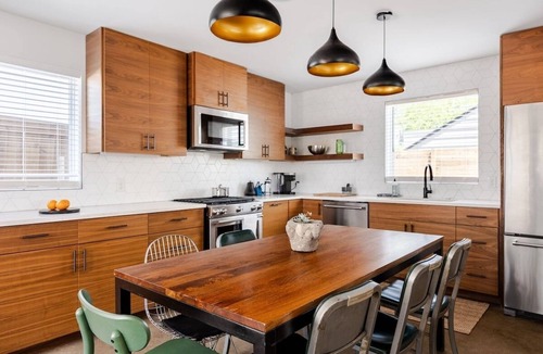 Blackshear-Prospect Hill House | East ATX Gem | Walk to It All