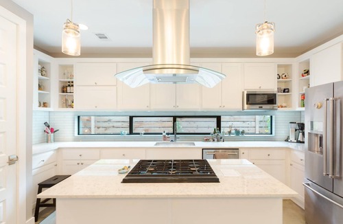Central East Austin House | East Austin Mid-Century Modern Gem with Downtown Views