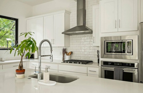 Chestnut House | East Austin Oasis | Pool | Grill | Modern 4BR Home