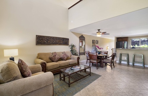 Kamuela Condo | 🏖️Easy Walk to the Beach | Golf Community | Concierge Included