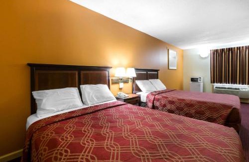 Austell Hotel | Econo Lodge At Six Flags
