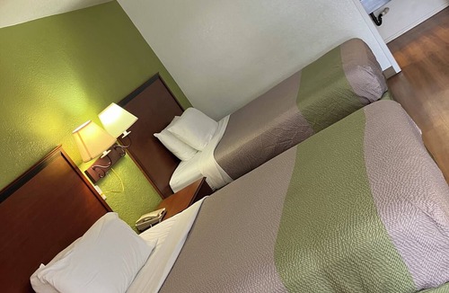 Sonora Hotel | Econo Lodge Sonora