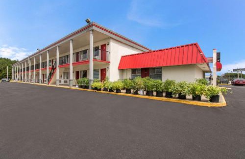 Washington Hotel | Econo Lodge Washington NC North