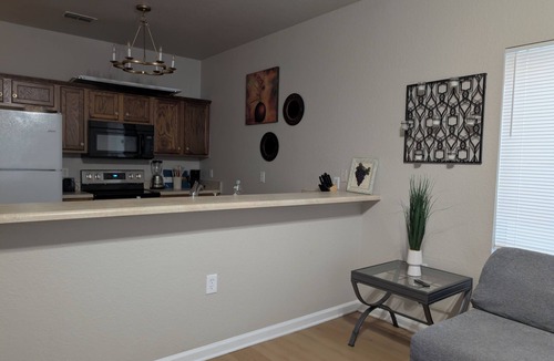 Tallahassee Apartment | Economical Townhouse, 3Br/3Ba, 6 mins to FSU [607]
