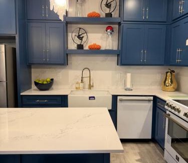 Conyers Villa | Elegant Conyers Townhouse with Manhattan Vibe