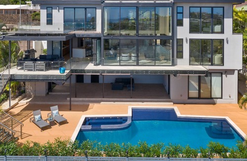Kahala House | Elegant home in Honolulu's exclusive Kahala neighborhood