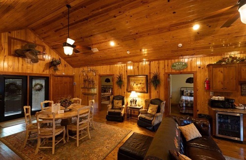 Fowlstown Cabin | Elegant Retreat with Firepit & Pond Views