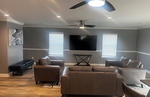 Camden House | Elevated three master suites with jet tub, large kitchen, full of amenities
