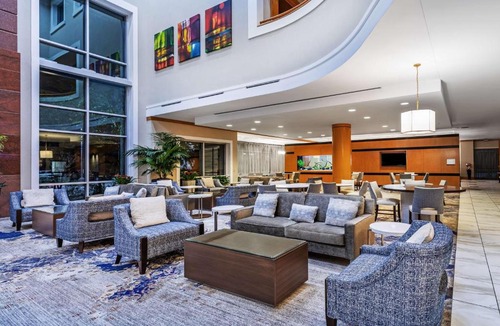 Memorial Hotel | Embassy Suites by Hilton Houston-Energy Corridor