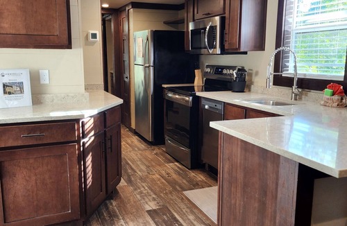 Mill Spring Resort | Emberglow Outdoor Resort