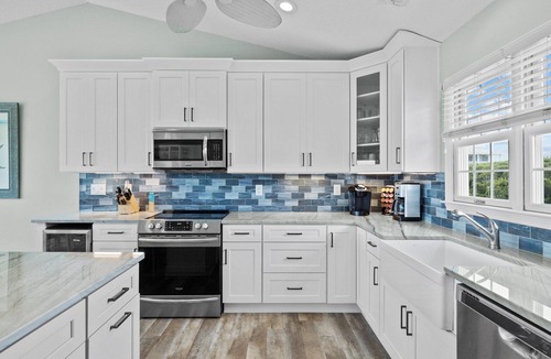 Emerald Isle House | Emerald Dream: Sun, Sand & Splash Zone